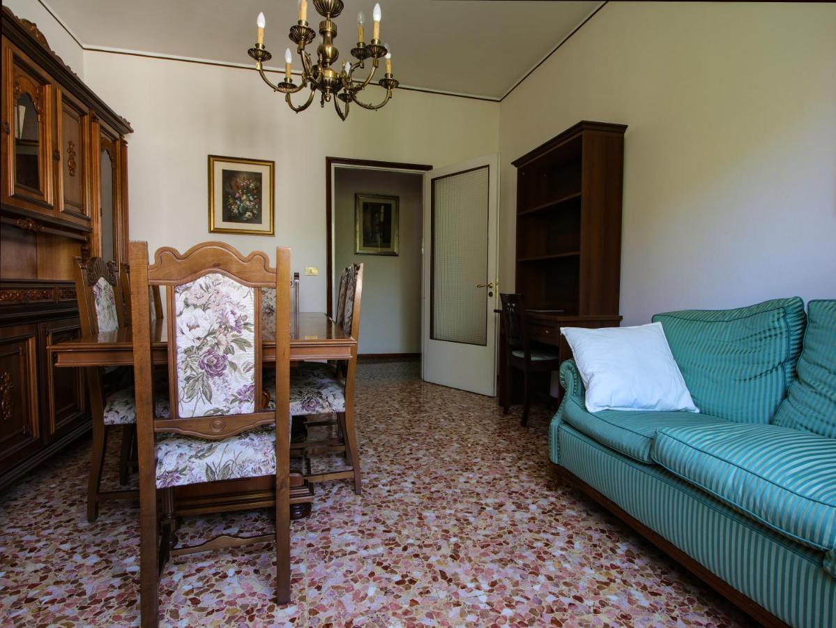 Residenza Parco Ducale 2 Apartment Парма Екстериор снимка